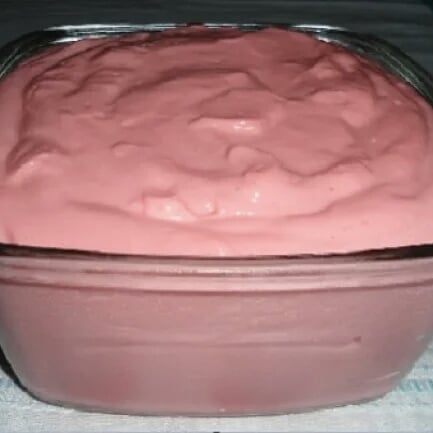 Photo of the Strawberry Mousse (danoninho type) – recipe of Strawberry Mousse (danoninho type) on DeliRec