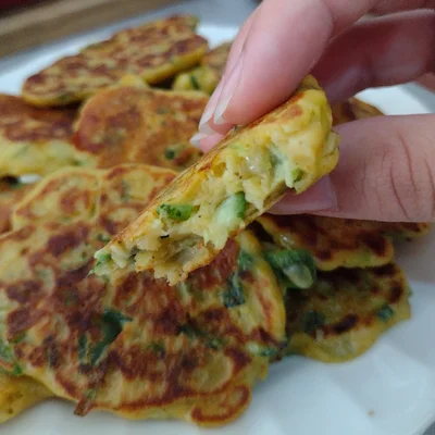 Recipe of Zucchini Pancakes on the DeliRec recipe website