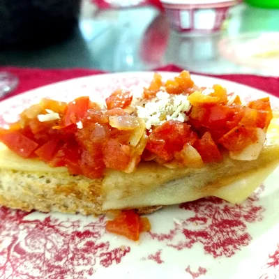 Recipe of bruschetta with cheese on the DeliRec recipe website