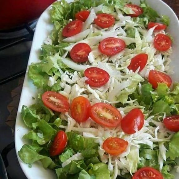 Foto da Saladinha de repolho com tomate - receita de Saladinha de repolho com tomate no DeliRec