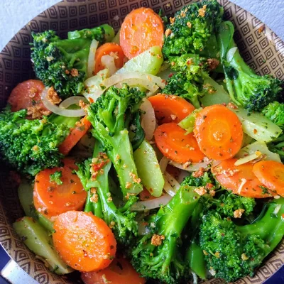 Recipe of Braised Broccoli, Carrot and Chayote on the DeliRec recipe website