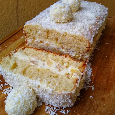 Recipe of Cake With Coconut Pineapple Ice Cream on the DeliRec recipe website