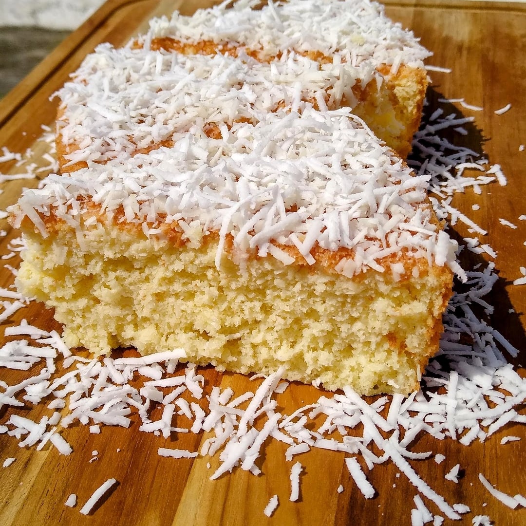 Photo of the blender coconut cake – recipe of blender coconut cake on DeliRec