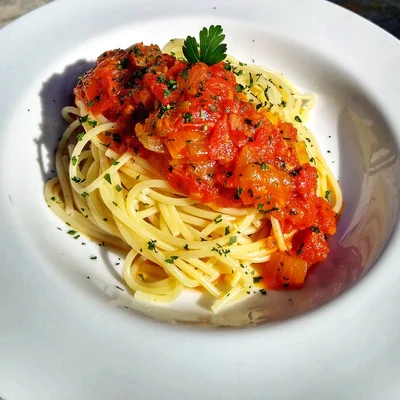 Recipe of Spaghetti with fresh tomato sauce on the DeliRec recipe website