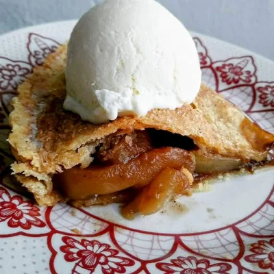 Recipe of Apple Pie with Cupuaçu Ice Cream on the DeliRec recipe website