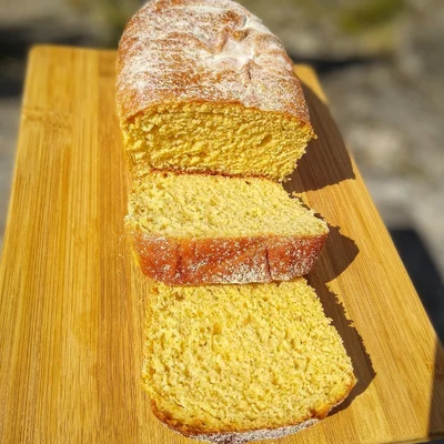 Recipe of Easy and Fluffy Cornmeal Bread on the DeliRec recipe website