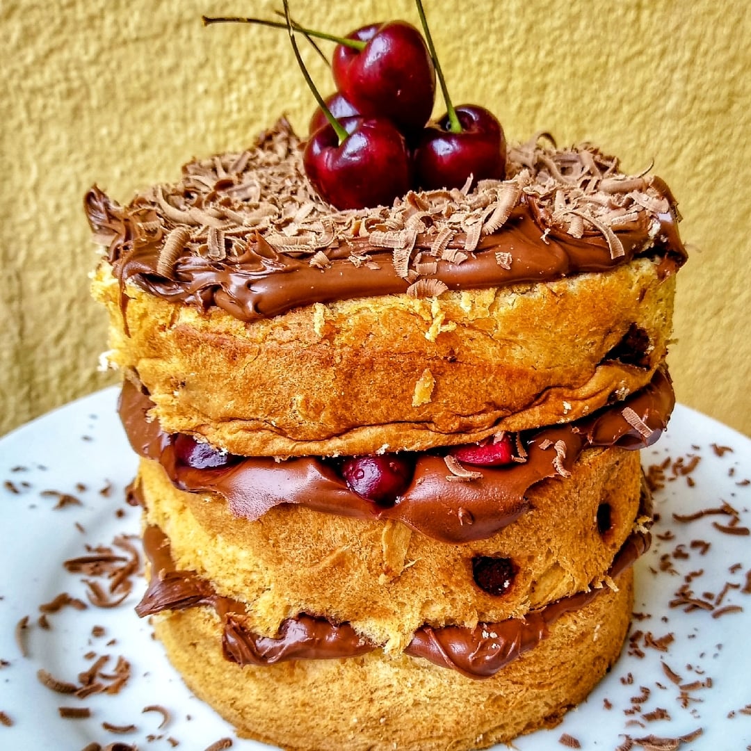Photo of the Chocolate Stuffed with Nutella and Cherries – recipe of Chocolate Stuffed with Nutella and Cherries on DeliRec