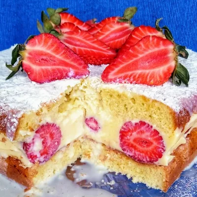 Recipe of Nest Cake with Strawberries on the DeliRec recipe website
