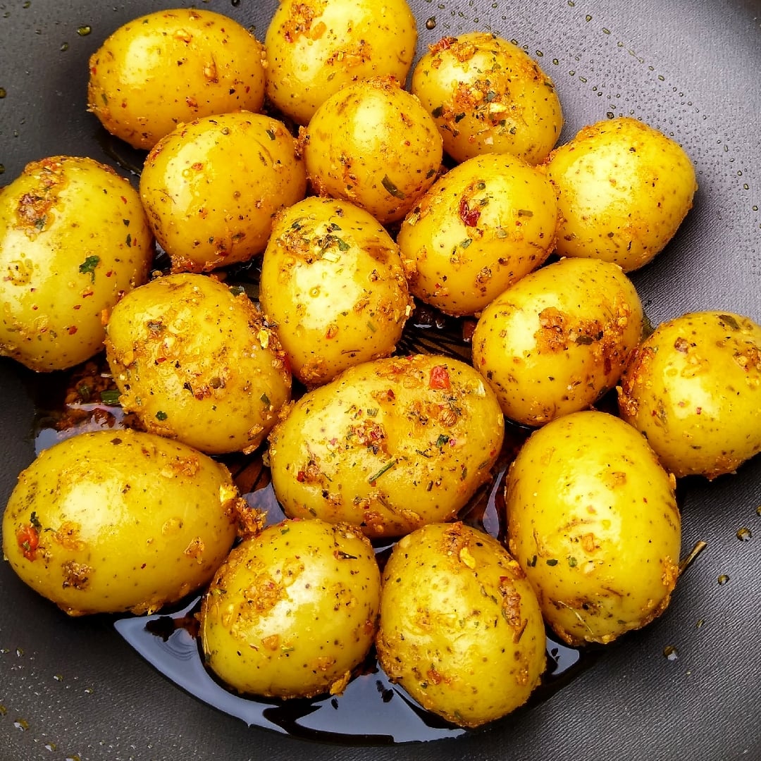 Photo of the Appetizer of potatoes braised in olive oil – recipe of Appetizer of potatoes braised in olive oil on DeliRec