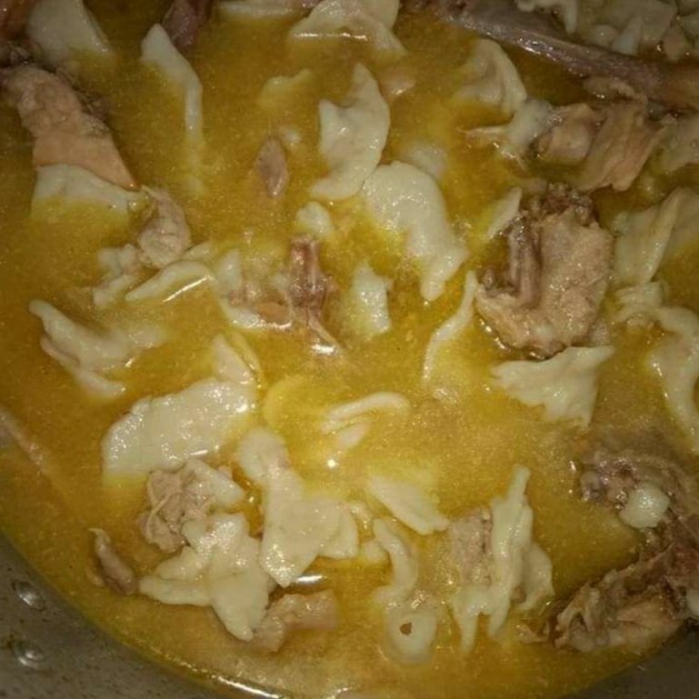 Foto da Sopa de macarrão com galinha  - receita de Sopa de macarrão com galinha  no DeliRec
