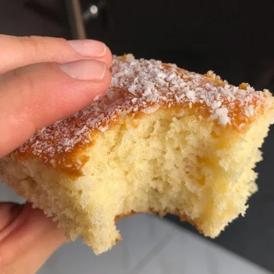 Recipe of Simple cake with coconut syrup on the DeliRec recipe website