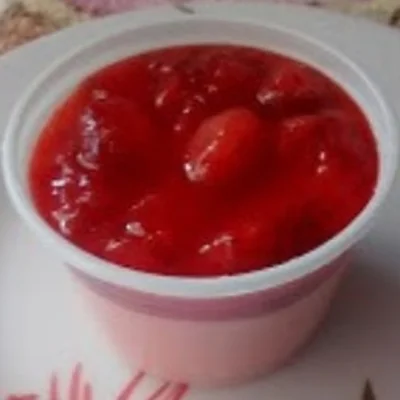 Recipe of Strawberry Mousse with Syrup on the DeliRec recipe website