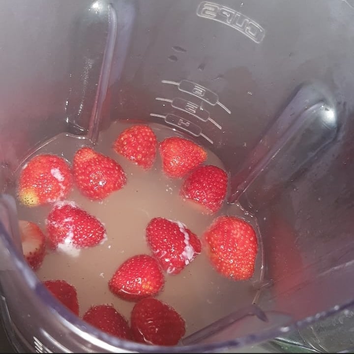 Photo of the strawberry drink – recipe of strawberry drink on DeliRec