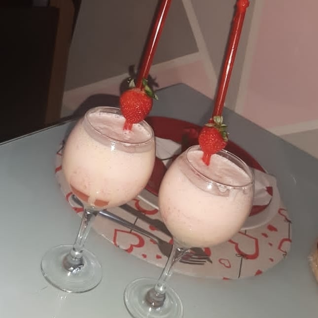 Photo of the strawberry drink – recipe of strawberry drink on DeliRec