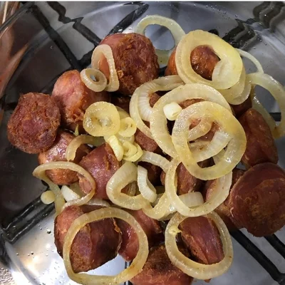 Recipe of onion sausage on the DeliRec recipe website