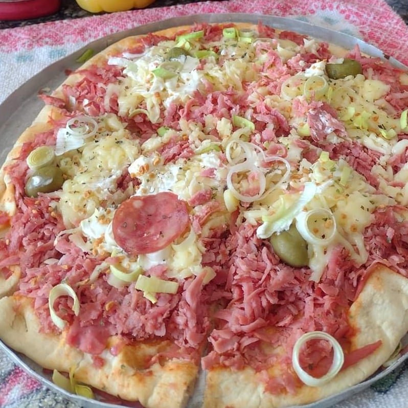 Foto da Pizza de calabresa  - receita de Pizza de calabresa  no DeliRec