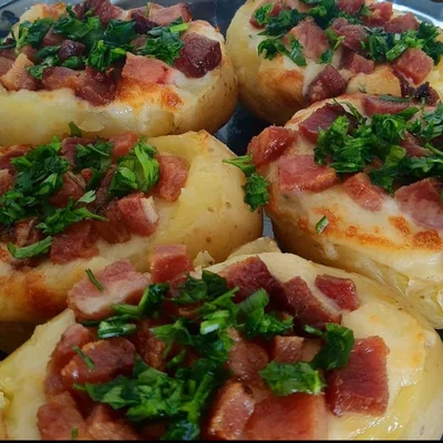 Recipe of Bacon stuffed potato on the DeliRec recipe website