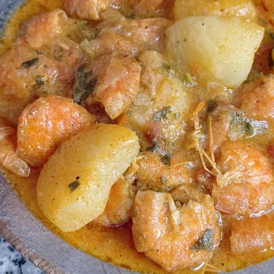 Recipe of Shrimp in coconut sauce with potatoes on the DeliRec recipe website