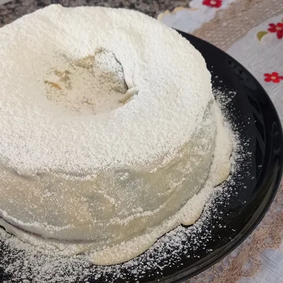 Recipe of Cake with nest milk frosting on the DeliRec recipe website