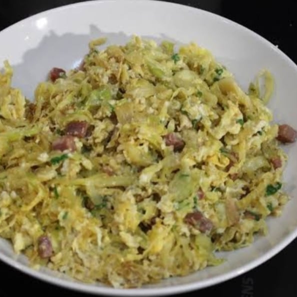 Photo of the Braised cabbage with egg and bacon – recipe of Braised cabbage with egg and bacon on DeliRec