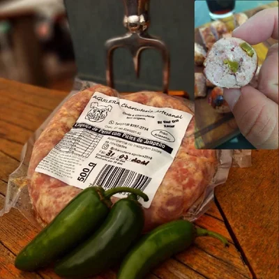 Recipe of Homemade sausage with jalapeno pickles on the DeliRec recipe website