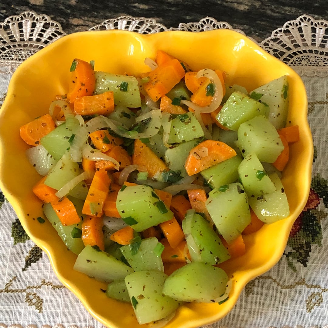 Foto da Salada de Verão 🥕 - receita de Salada de Verão 🥕 no DeliRec