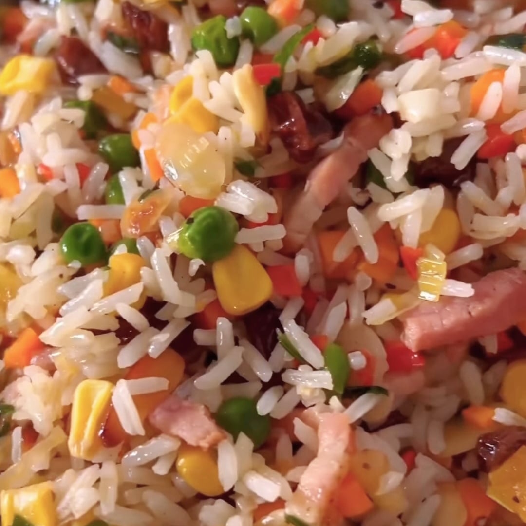 Photo of the Colored rice with bacon – recipe of Colored rice with bacon on DeliRec