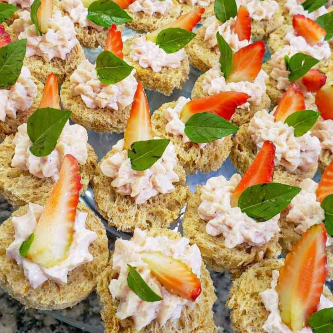Photo of the Wholegrain canapé with light tuna pate – recipe of Wholegrain canapé with light tuna pate on DeliRec