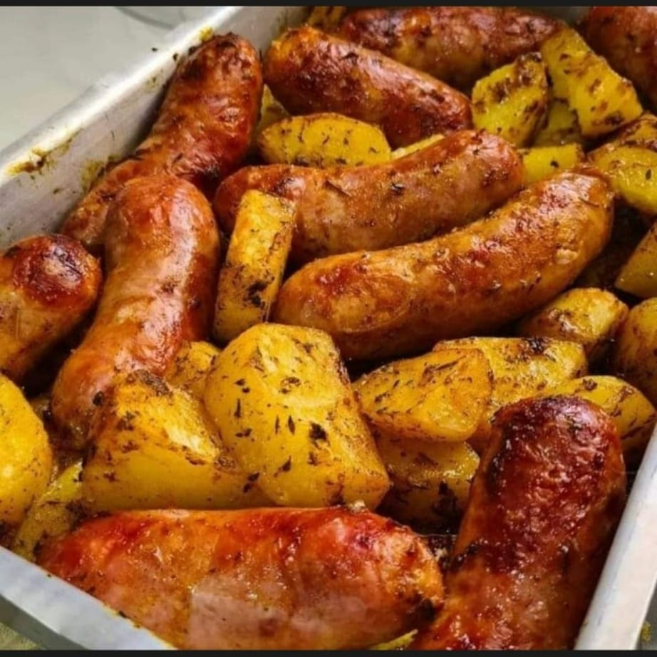 Photo of the Baked Sausage with Potato – recipe of Baked Sausage with Potato on DeliRec