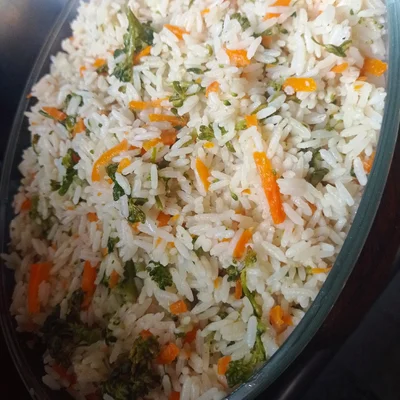 Recipe of RICE WITH BROCCOLI AND EASY CARROTS on the DeliRec recipe website