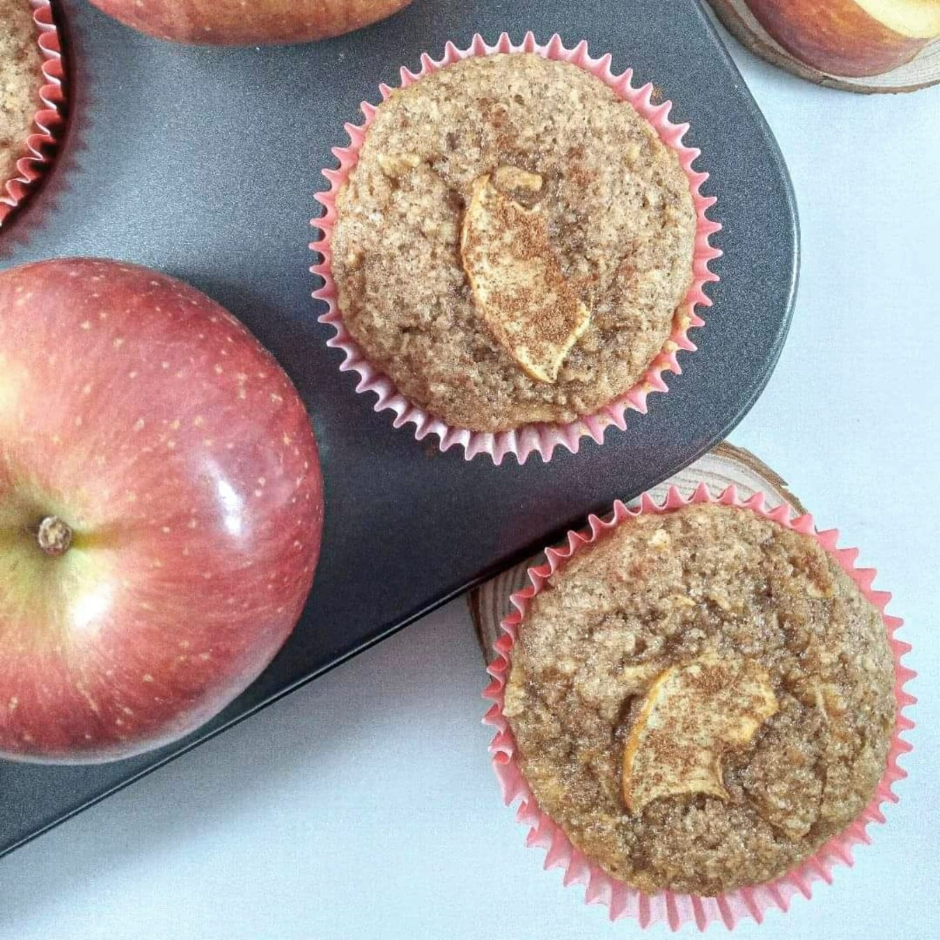 Photo of the  Wholemeal Apple and Oatmeal Cupcake – recipe of  Wholemeal Apple and Oatmeal Cupcake on DeliRec