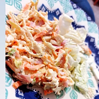 Recette de Salade de bette à carde avec poulet au yaourt sur le site de recettes DeliRec