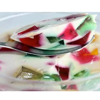 Recipe of Colored gelatin with sour cream on the DeliRec recipe website