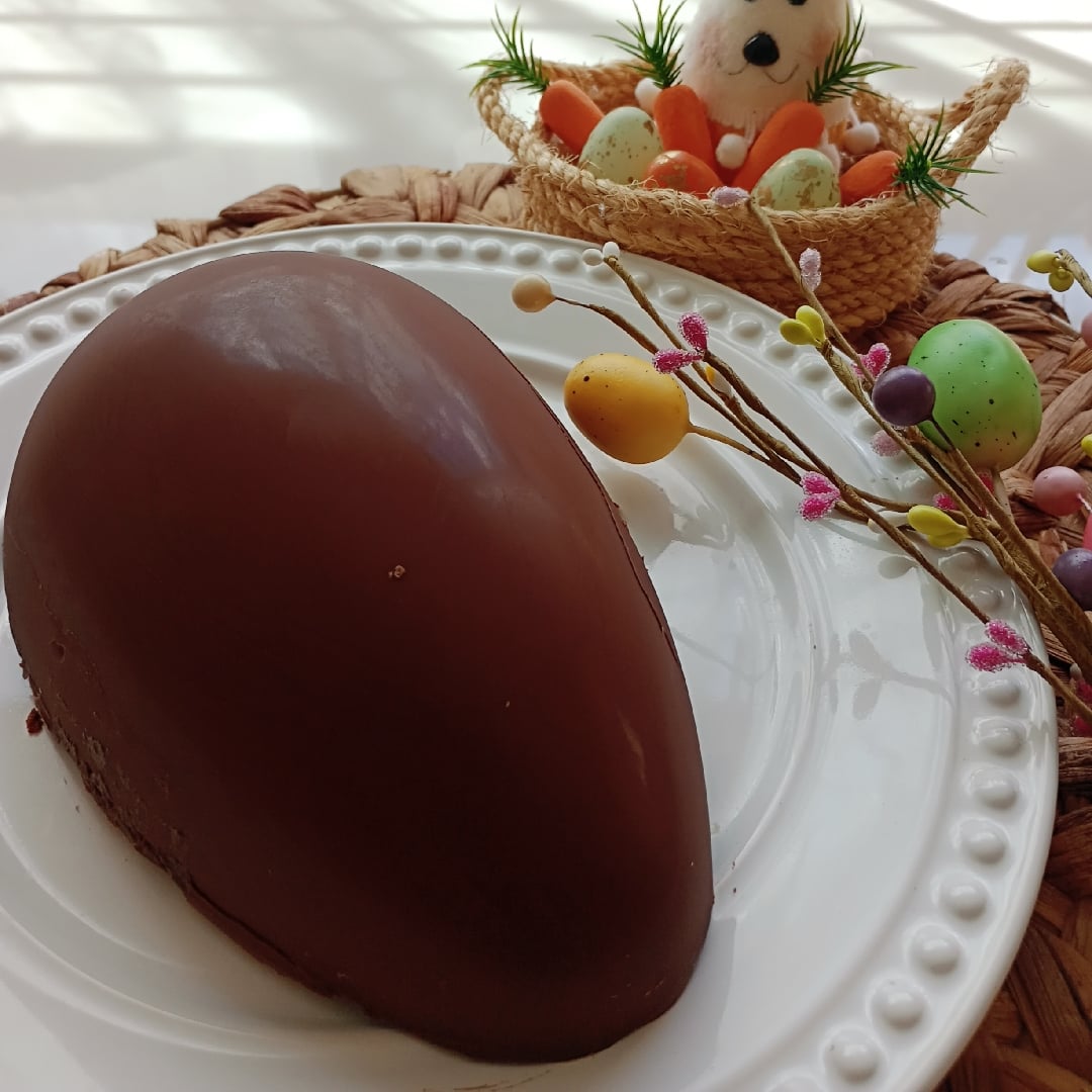 Photo of the Truffled easter egg with carrot cake and brigadeiro – recipe of Truffled easter egg with carrot cake and brigadeiro on DeliRec
