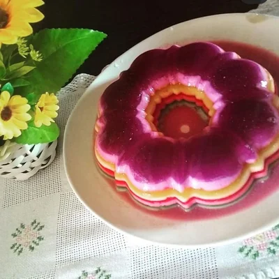 Recipe of Colored gelatin and layers on the DeliRec recipe website