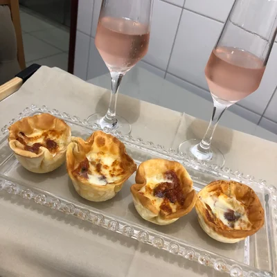 Recipe of Pastel baskets stuffed in the air fryer on the DeliRec recipe website