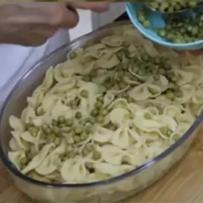 Recipe of noodles with peas on the DeliRec recipe website