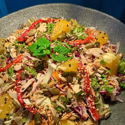 Recipe of Oriental Salad with Orange Wedges on the DeliRec recipe website