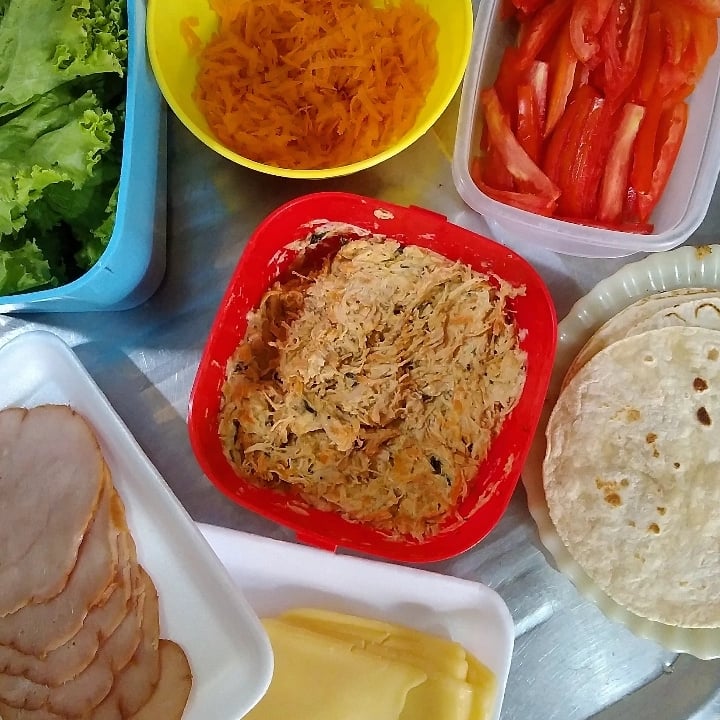 Photo of the Chicken Salad Wrap! Fast and light! – recipe of Chicken Salad Wrap! Fast and light! on DeliRec