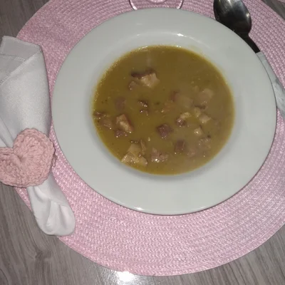 Recipe of easy pea soup on the DeliRec recipe website