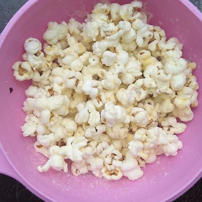 Recipe of Sweet popcorn with milk on the DeliRec recipe website