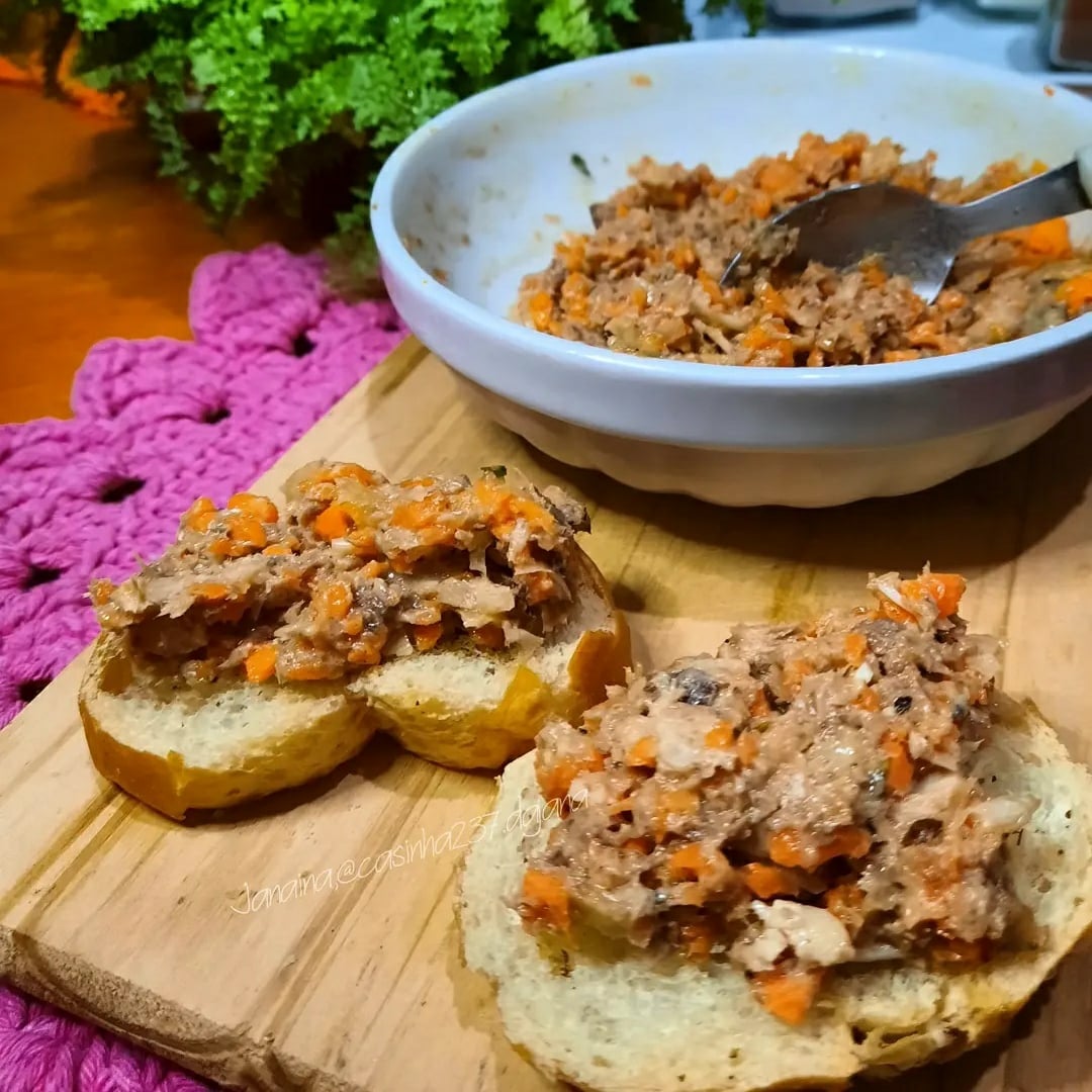 Photo of the Tuna pate with toast – recipe of Tuna pate with toast on DeliRec