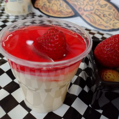 Recipe of Cream with Strawberry on the DeliRec recipe website