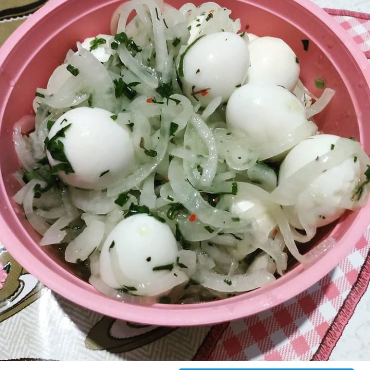 Photo of the Onion vinaigrette with quail eggs – recipe of Onion vinaigrette with quail eggs on DeliRec