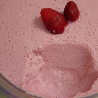 Recipe of Strawberry Danone on the DeliRec recipe website
