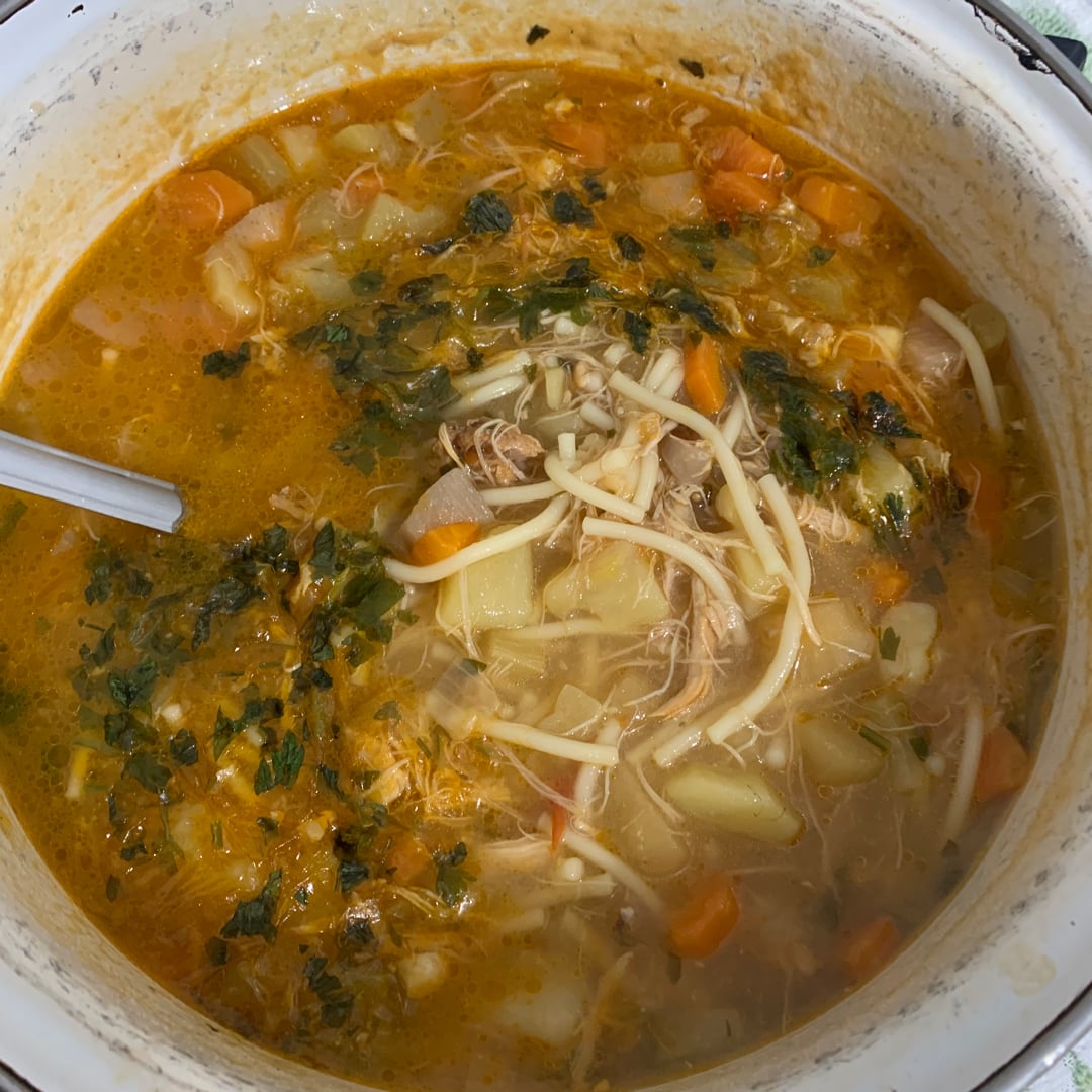 Photo of the Vegetable soup with noodles and chicken – recipe of Vegetable soup with noodles and chicken on DeliRec