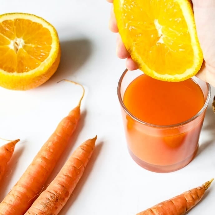 Foto da Suco de laranja com cenoura e maça - receita de Suco de laranja com cenoura e maça no DeliRec