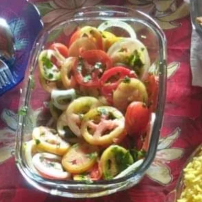Receta de ensalada de tomate en el sitio web de recetas de DeliRec
