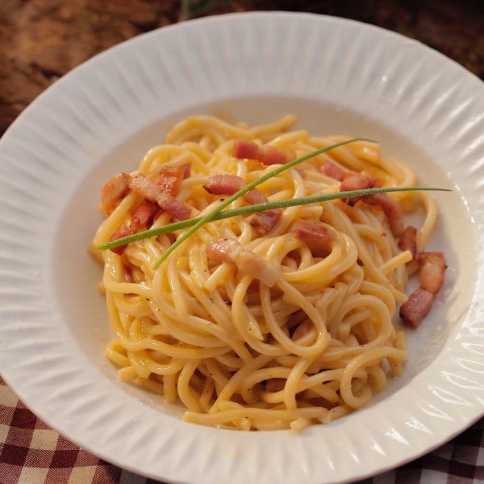 Photo of the Spaghetti carbonara (Original) – recipe of Spaghetti carbonara (Original) on DeliRec