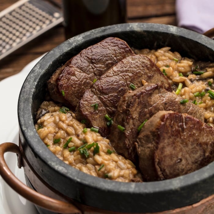 Photo of the Mushroom Risotto with Filet Mignon Medallions – recipe of Mushroom Risotto with Filet Mignon Medallions on DeliRec